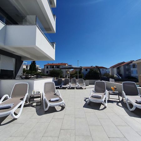 Seahorse Luxury Apartment With Pool And Sea View Novalja Ngoại thất bức ảnh
