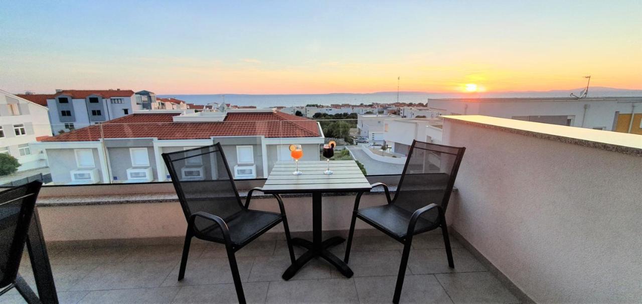 Seahorse Luxury Apartment With Pool And Sea View Novalja Ngoại thất bức ảnh