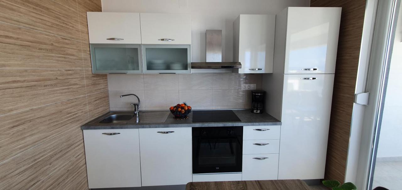 Seahorse Luxury Apartment With Pool And Sea View Novalja Ngoại thất bức ảnh